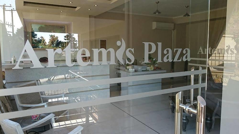 圣帕拉斯凯维Artemis Plaza公寓式酒店 外观 照片